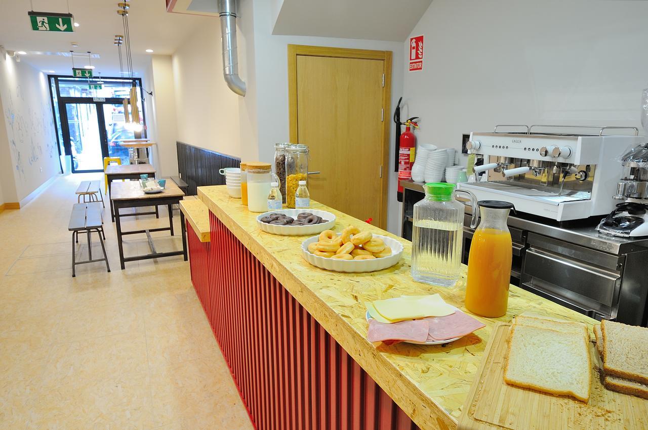 Egunon Bilbao Hostel Esterno foto