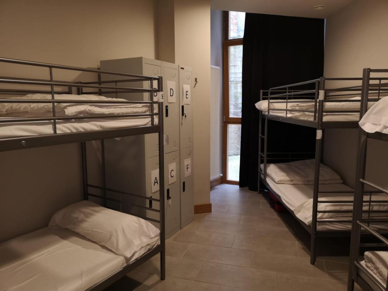 Egunon Bilbao Hostel Esterno foto